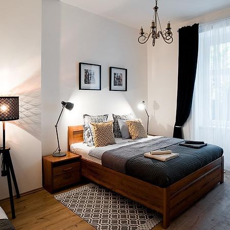 Apartment Gesse Brezinova Praga Exterior foto